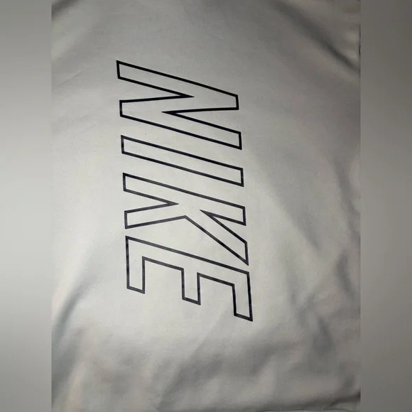 Nike Soft Gray Pullover Hoodie - Picture 10 of 13